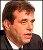 Jugoslavias nye president Vojislav Kostunica (Arkivfoto: NRK).