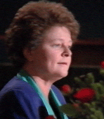 WHO-leder Gro Harlem Brundtland vil vite mer om effekten av utarmet uran. (Foto NRK) 