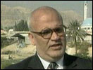 Palestinernes sjefforhandler Saeb Erekat krever at det må bli slutt på de politiske attentatene.